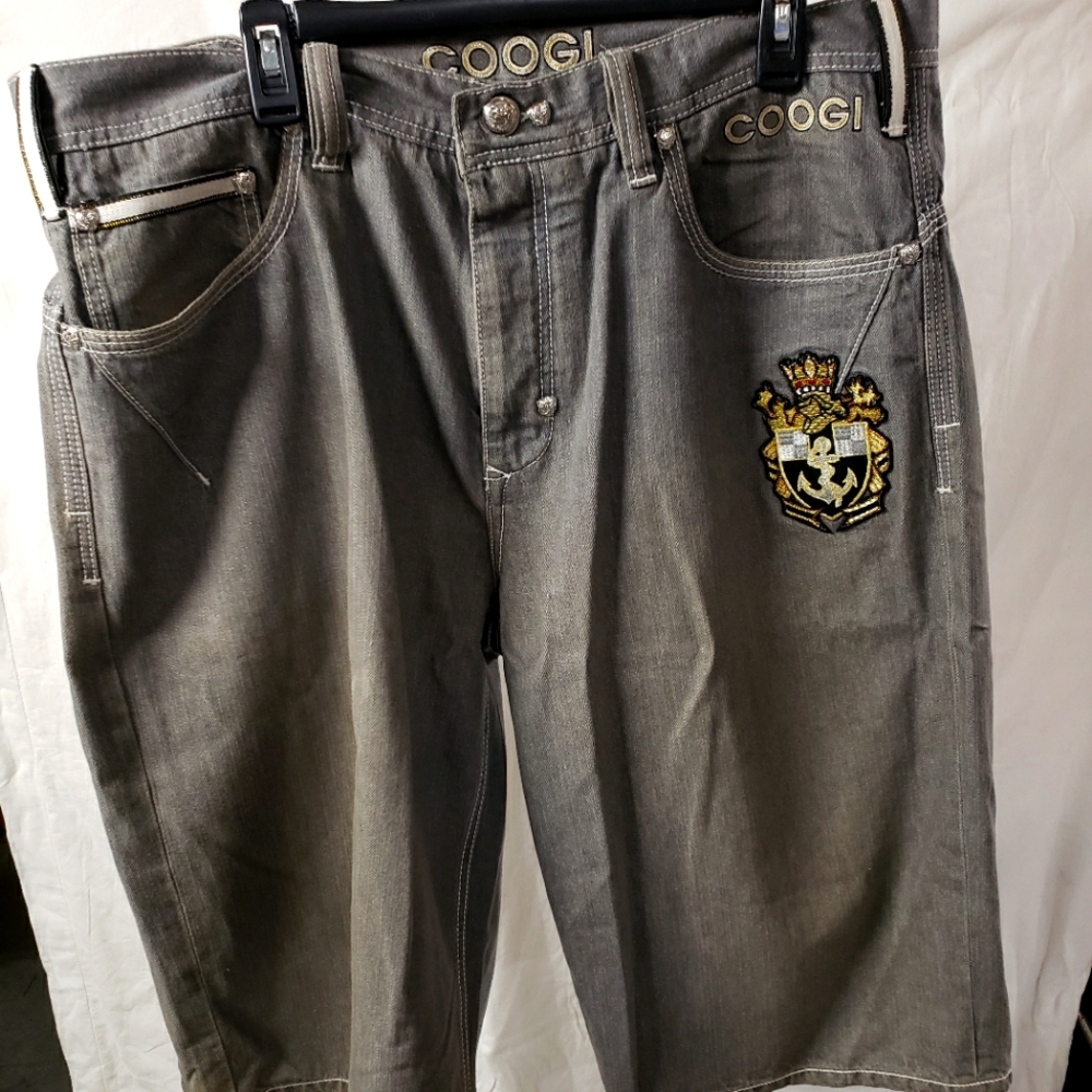 Coogi baggy black jean shorts
